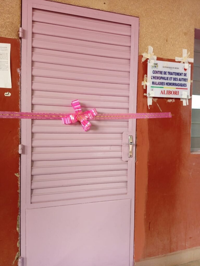 Association Béninoise des Hémophiles | ABH | Traitement Pour Tous ! - Ouverture du CTH de Kandi, formation du personnel et dépistage régional Association Béninoise des Hémophiles | ABH | Traitement Pour Tous ! - Ouverture du CTH de Kandi, formation du personnel et dépistage régional