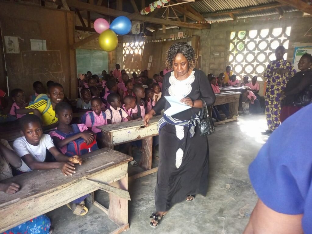 Association Béninoise des Hémophiles | ABH | Traitement Pour Tous ! - Sensibilisation sur l’hémophilie au complexe scolaire Association Béninoise des Hémophiles | ABH | Traitement Pour Tous ! - Sensibilisation sur l’hémophilie au complexe scolaire