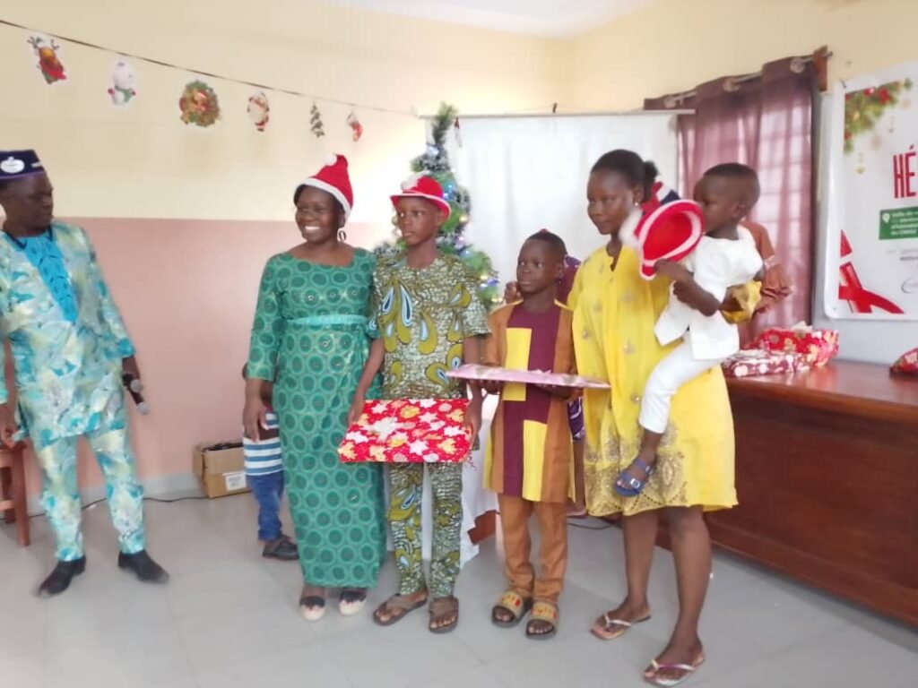 Association Béninoise des Hémophiles | ABH | Traitement Pour Tous ! - Partage de la célébration de Noël avec les personnes hémophiles au Bénin Association Béninoise des Hémophiles | ABH | Traitement Pour Tous ! - Partage de la célébration de Noël avec les personnes hémophiles au Bénin